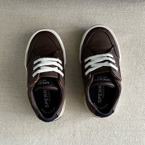 Toddler Sperry’s